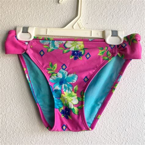 SO Swim Pink And Hibiscus Flower Bikini Set Poshmark