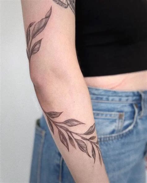 Upper Arm Tattoos For Women