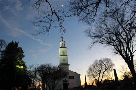 Evening Graveyard Tour Historic St John S Church 1741