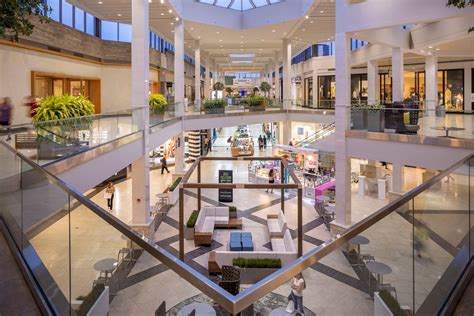 Perimeter Mall Opens In Atlanta Ga