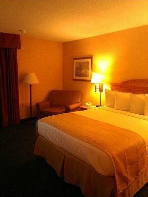 CLARION INN SEEKONK - PROVIDENCE - Hotel Reviews (MA)