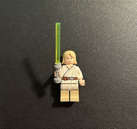 Lego Star Wars Figur Luke Skywalker Mit Lichtschwert Kaufen Auf Ricardo