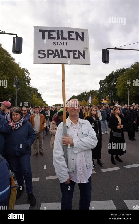 Berlin Solidarit Tskundgebung Am Brandenburger Tor Ger Berlin