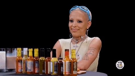 Doja Cat First We Feast Doja Cat First We Feast Hot Ones Discover Share GIFs