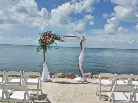 Amoray Dive Resort Wedding Venue in Key Largo Florida