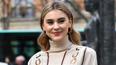 Mützen Trend Baskenmütze Stefanie Giesinger trägt das It Accessoire