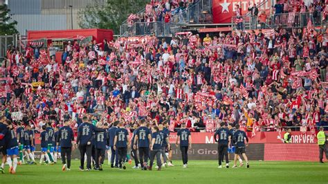 Girona La afición se adentra en el corazón de Montilivi