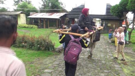 Kisah Mbok Yem Pemilik Warung Di Puncak Gunung Lawu Yang Mudik Dengan