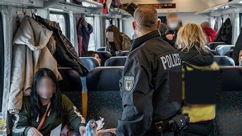 Unerlaubt eingereist Polizei greift 16 Menschen an Münchner Bahnhöfen