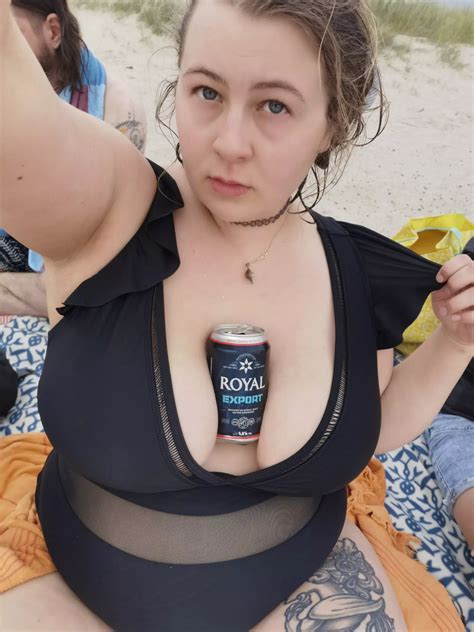 Beer At The Beach Nudes Gonemildcurvy NUDE PICS ORG