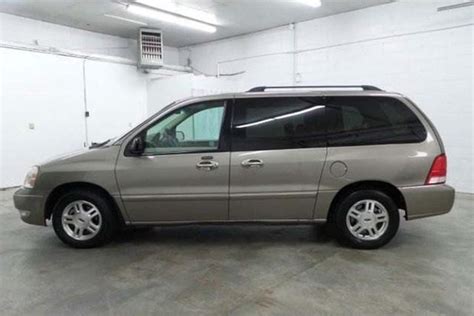 These Are the Lost American Minivans You Probably Don't Remember - Autotrader