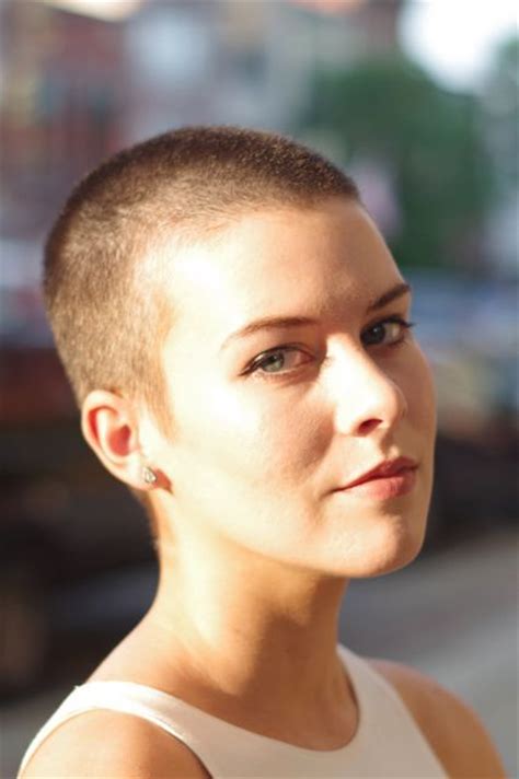 294 Best Buzzed Or Bald Women Images On Pinterest Pixie Haircuts