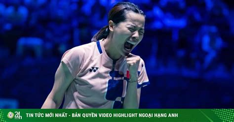 Hot girl cầu lông Thùy Linh đấu cựu vô địch Olympic ở giải thế giới kết quả ra sao