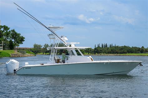 2023 Jupiter 40 Center Console Bateaux à Console Centrale à Vendre