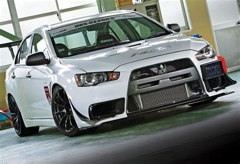 Modified Mitsubishi Lancer Evo