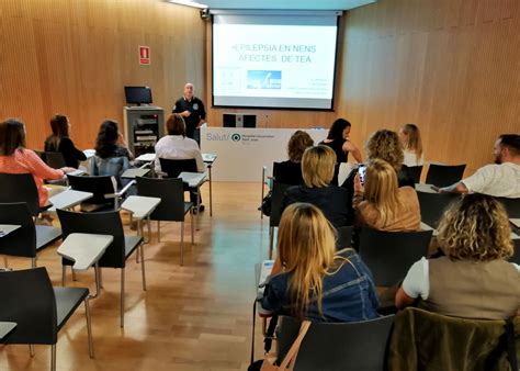 LHospital acull un centenar de professionals de la salut en la Reunió