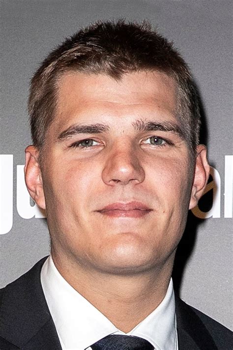 chris zylka 3
