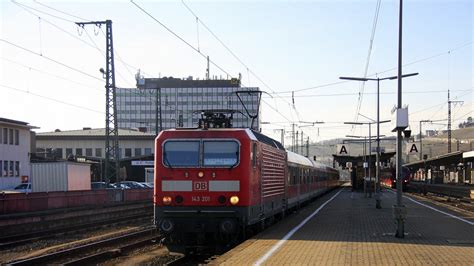 143 201 DB fährt mit einem RE von Würzburg Hbf nach Stuttgart Hbf bei