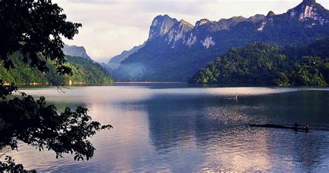 4 Danau Terbesar Dan Terindah Di Asia Tenggara Salah Satunya Danau