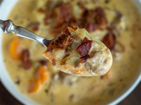 Extra Creamy Slow Cooker Cheeseburger Soup 12 Tomatoes