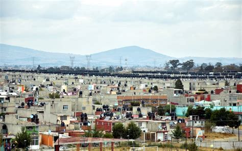 Nueve De Cada Mexicanos Viven Con Problemas De Hacinamiento Techo