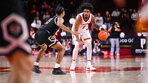Usc Mens Basketball Survives Late Push By Ut Arlington 98 95 Usc