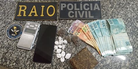 Mãe e filho suspeitos de tráfico de drogas são presos em ação conjunta