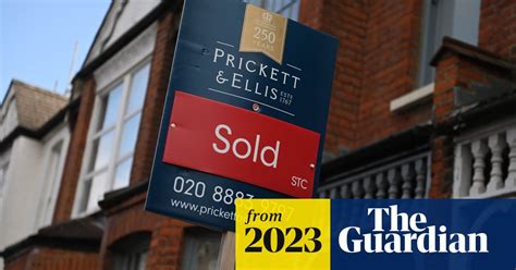 Uk House Prices Defy Gloom With An Average £3000 Rise House Prices