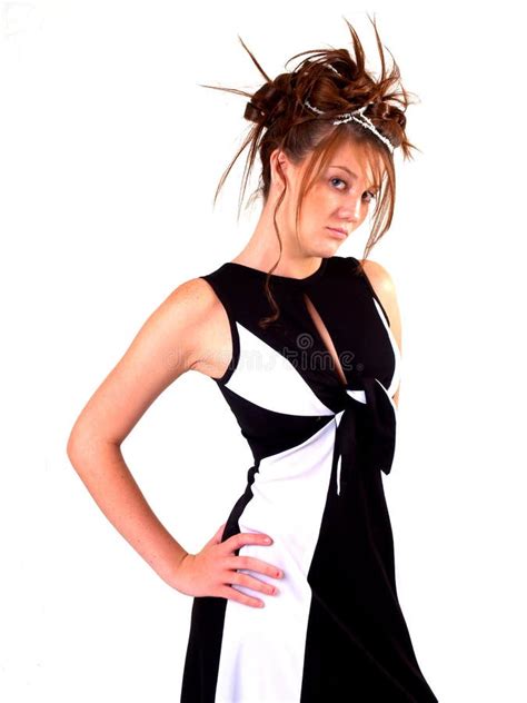 Beau Brunette De L Adolescence Image Stock Image Du Assez Cheveu