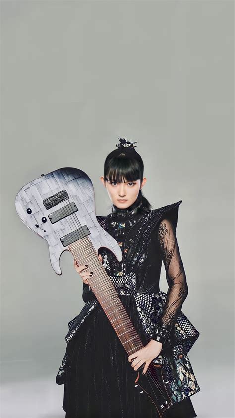 Pin By Nonmetal On スーメタル Suzuka Young Guitar Japanese Pop