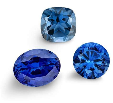 2022 Sapphire Guide: Color, Cut, Clarity & Carat