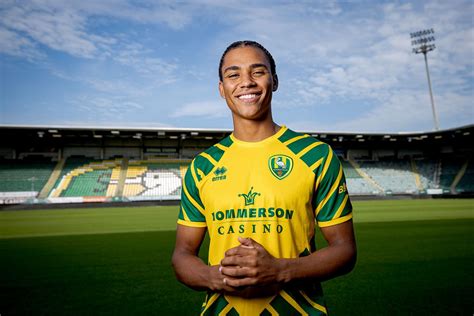 Ado Den Haag Huurt Henri Koudossou Van Fc Augsburg Haaglanden Voetbal