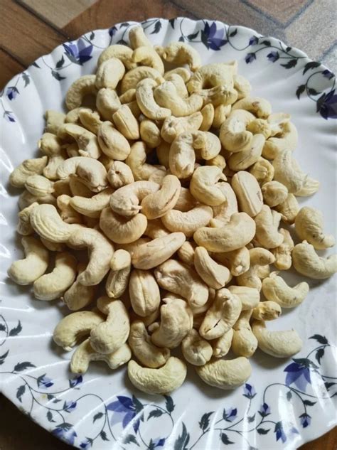 W450 Whole Cashew Nut 10 Kg At Rs 550 Kg In Cuddalore ID 2852055691230