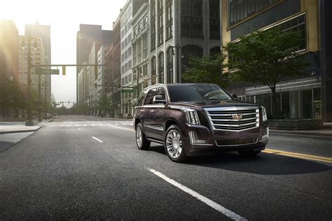 Cadillac Escalade Platinum revealed