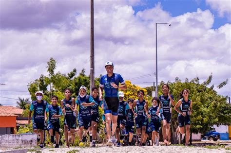 Escolinha De Triathlon Formando Campe Es Revista Seguro Total