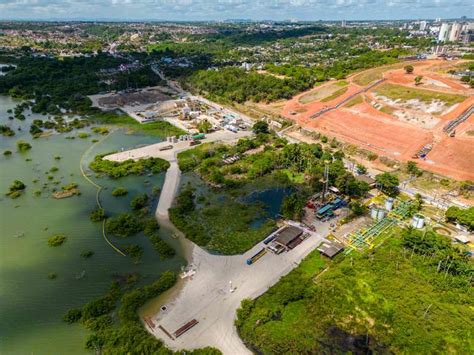 Macei Medida Que Solo Afunda Em Mina Lagoa Avan A Em Rea