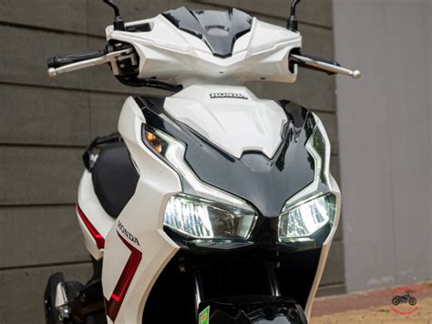 Honda Airblade White Dc Motorbikes