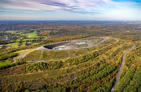 Bottrop Aus Der Vogelperspektive Herbstluftbild Gel Nde Der Ehemaligen