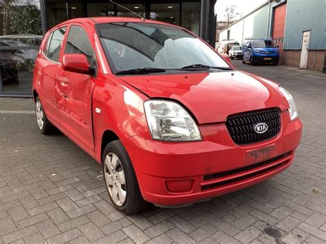 Kia Picanto 1 0 12V Épave 2004 Rouge Gebr Opdam B V