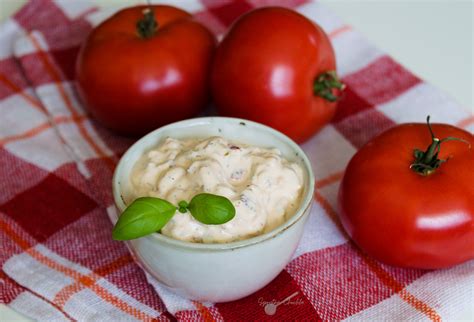 Sos Do Grilla Z Suszonymi Pomidorami Przepis Przyslijprzepis Pl