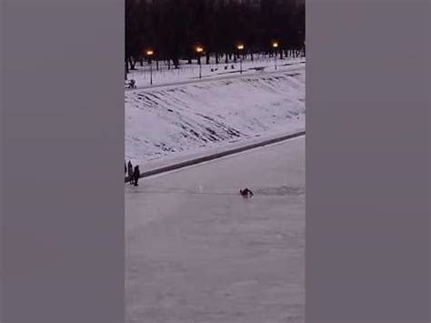23.12 человек и собака провалились под лед г. #Орел, Набережная ...