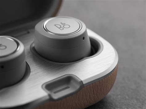 Bang Olufsen Announces New Beoplay E8 2 0 With Wireless Charging Case