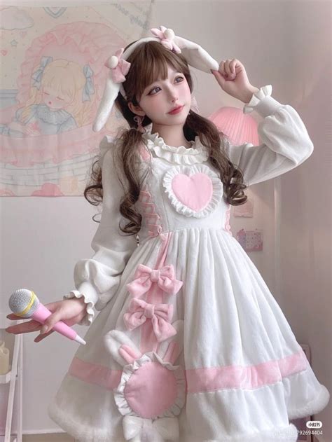 Pin De Ashuu En 𝙥𝙤𝙨𝙚𝙨 𝙞𝙣𝙨𝙥𝙤 ★ Ropa Ropa Kawaii Vestidos De Glamour