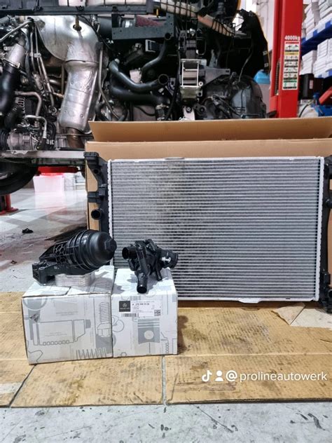 Mercedes A Classb Classclagla Coolant Thermostat Andoil Filter Housing