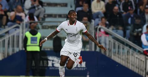 Cagliari Milan Leao Raggiunge Un Traguardo Importante Ecco Quale