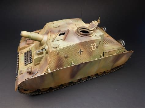 Sturmpanzer IV Brummbar | IPMS/USA Reviews