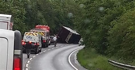 Overturned Lorry Shuts A39 Between Bideford And Barnstaple Live