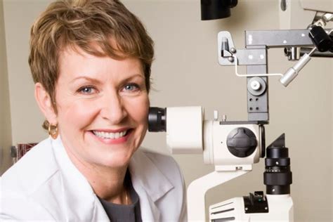 Why You Should Visit An Ophthalmologist Eye Care The Eye News