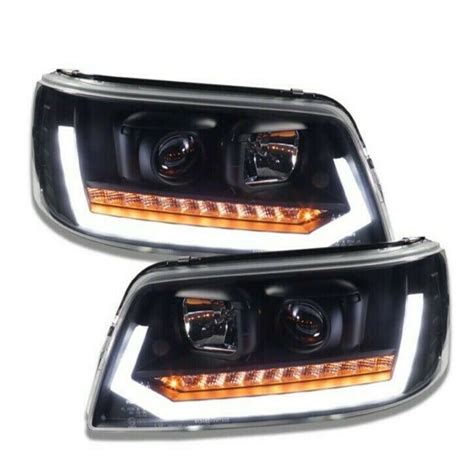 Upgrade LED Tagfahrlicht Scheinwerfer VW T5 03 09 Dynamisch Schwarz