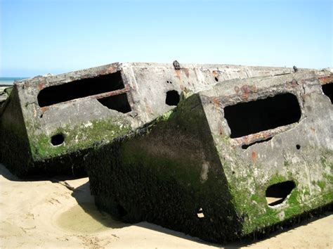 Arromanches-les-Bains – WWII Then and Now pictures